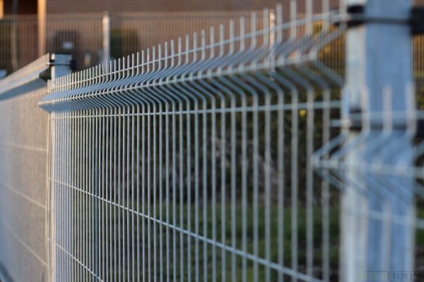 DPanelhegnGalvaniseretInkl.Stolper