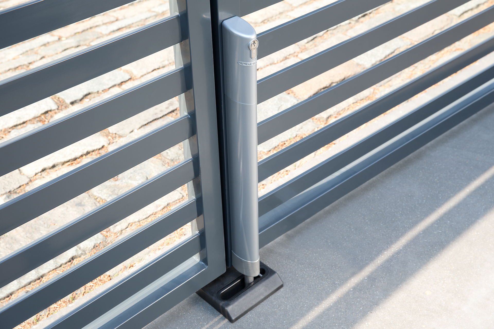Locinox Skudrigle Fanger i Sort Glasfiber1