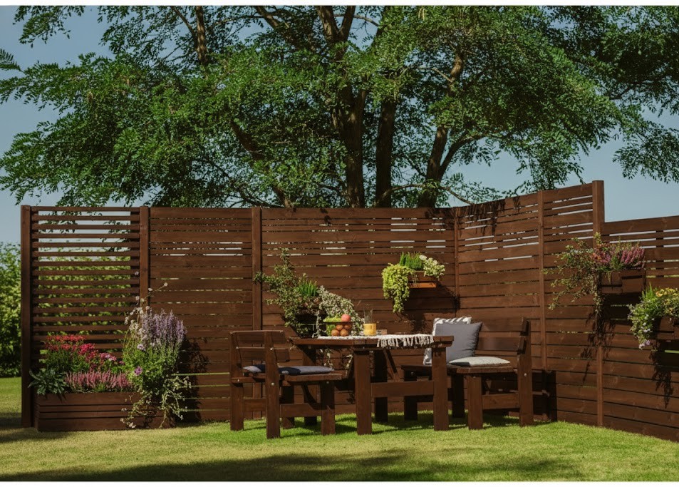 Genki Lamelhegn 180x180cm Brunbejdset (2)